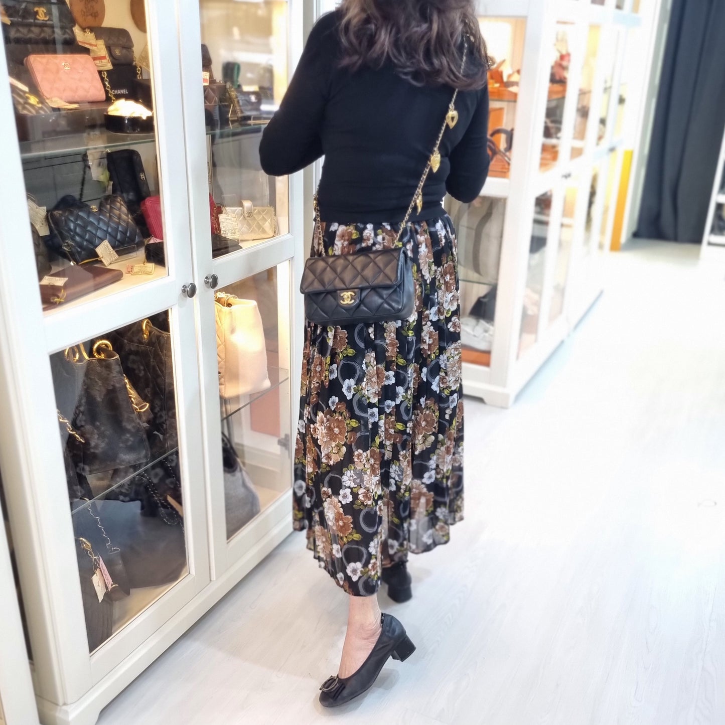 Chanel 22B Small Flap Bag with Heart Charms Lambskin Aged Gold Hw (Black)