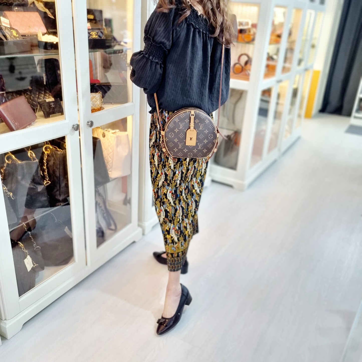 Louis Vuitton Boite Chapeau Souple MM Monogram Ghw