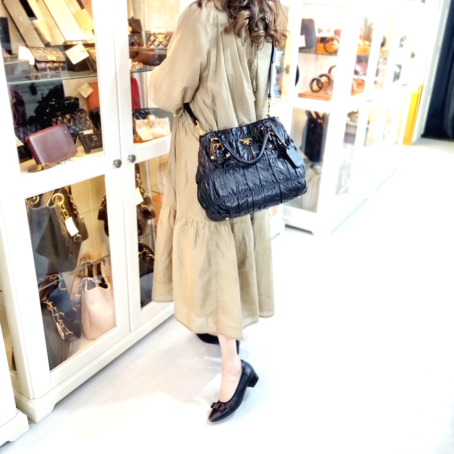 Prada Gaufre Nappa Leather Tote Bag Ghw (Black)