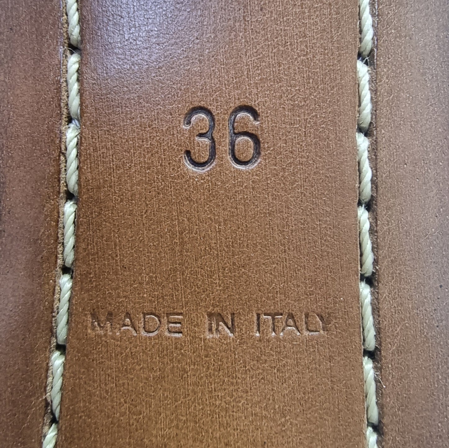 Louis Vuitton Buckle Embellished Toe Pumps Shw (Black)