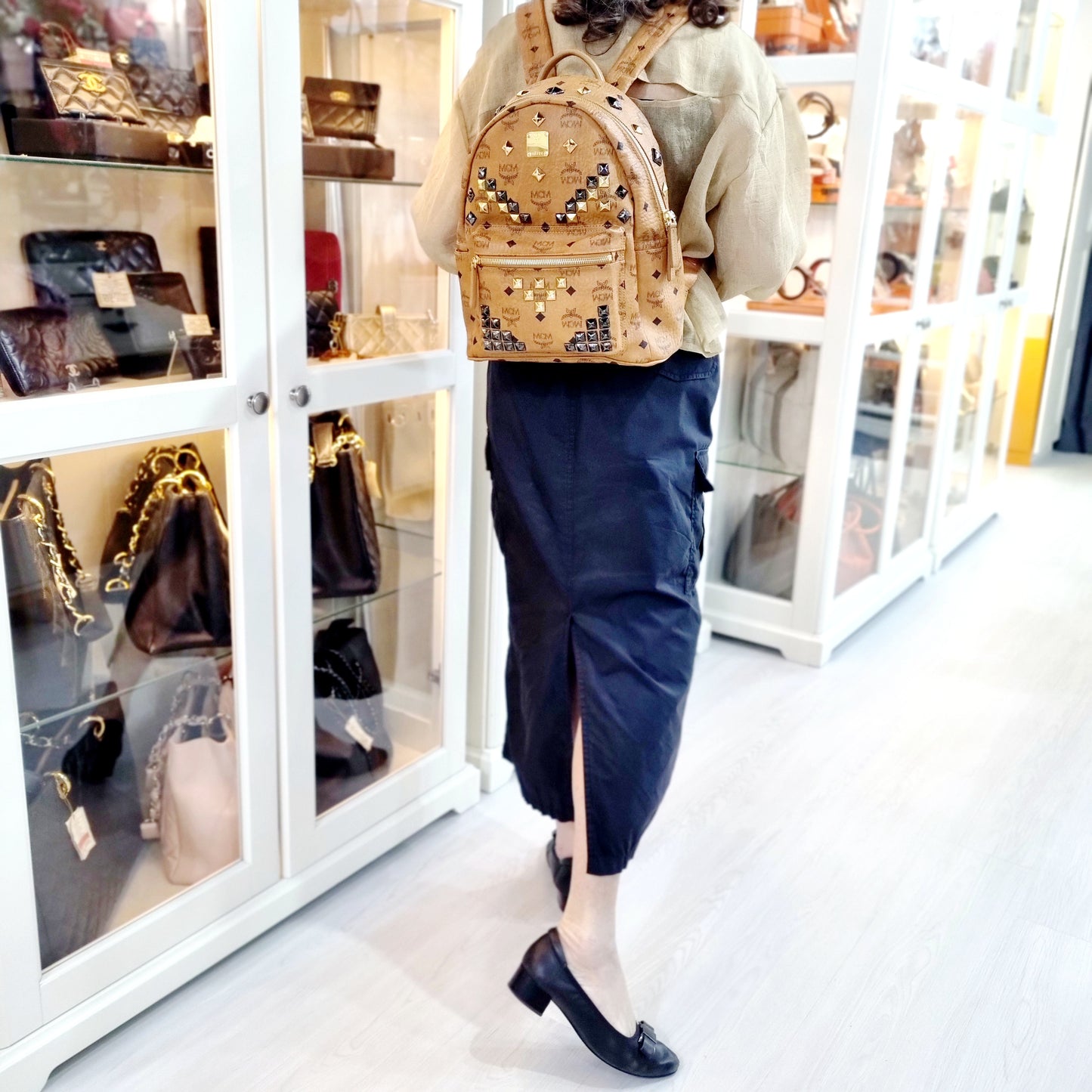 MCM Backpack Stack Studs Visetos Coated Canvas Leather Medium Ghw ( Brown)