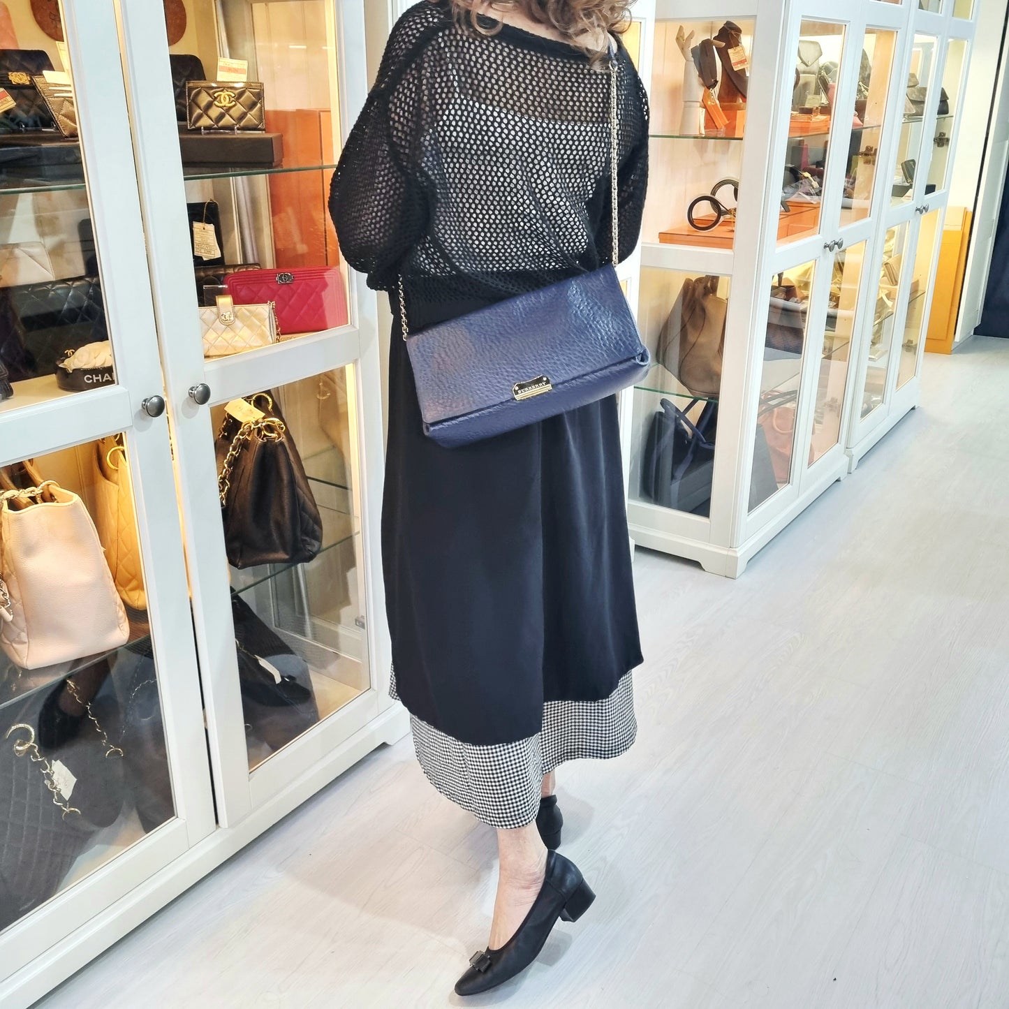 Burberry Mildenhall Leather Sling Bag Ghw (Navy Blue)