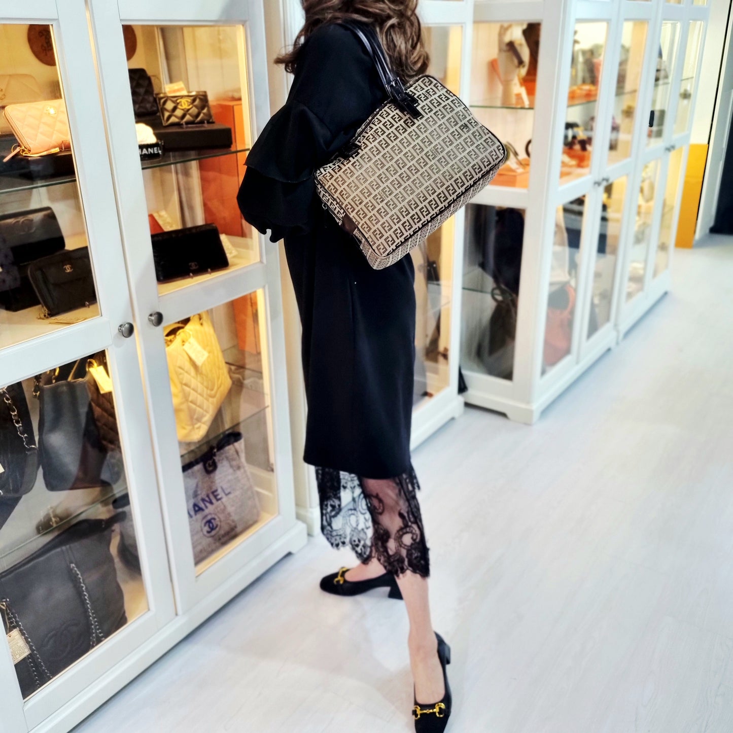 Fendi Zucchino Canvas Shoulder Bag Shw( Brown)