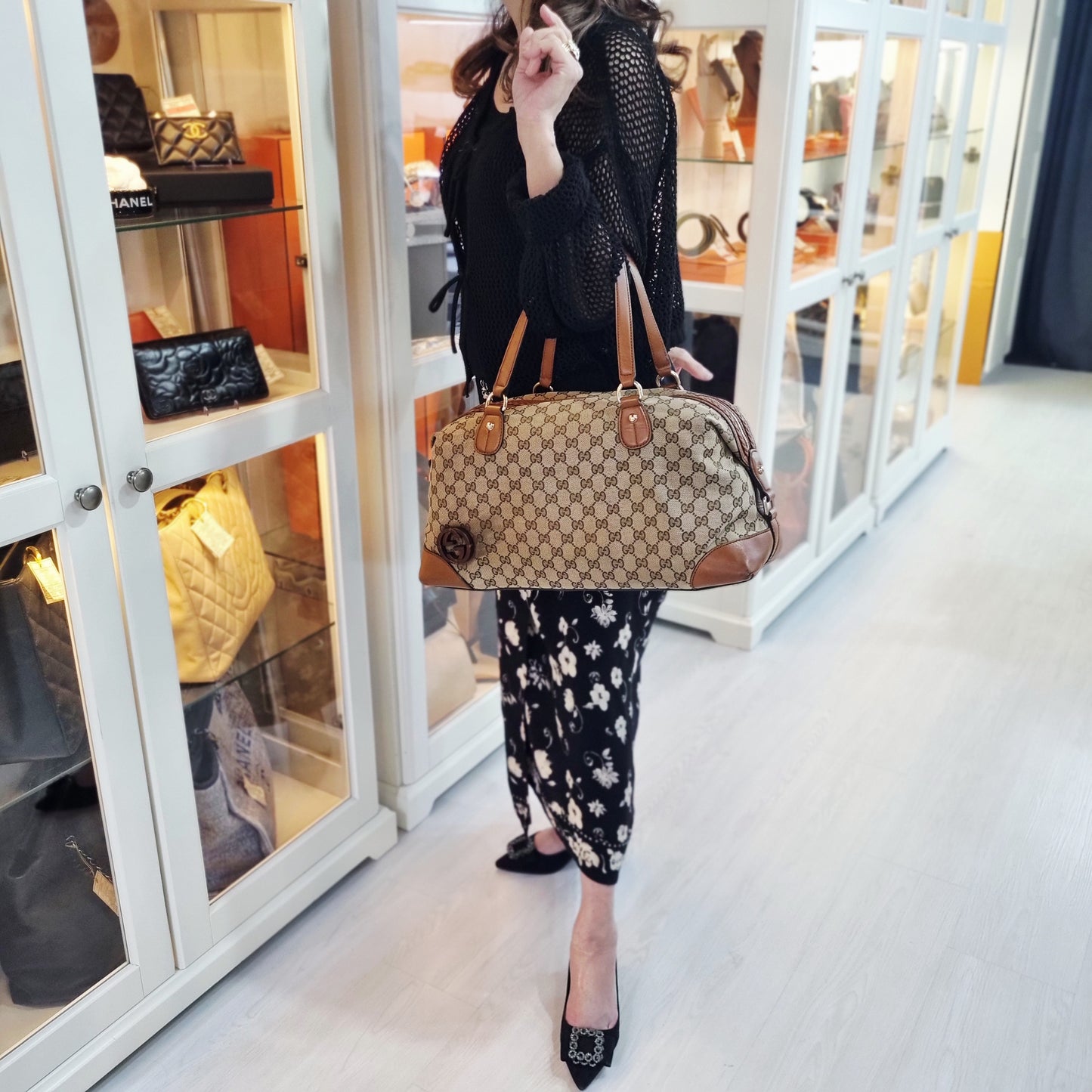 Gucci GG Brick Lane Canvas Bowling Bag Ghw (Brown)