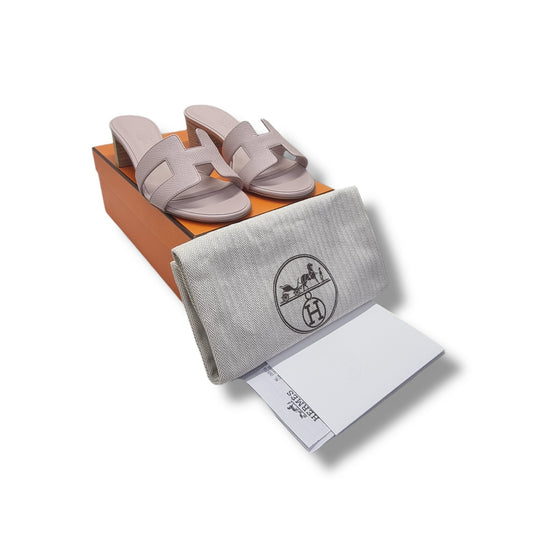 Hermes Oasis Sandal (Rose Porcelaine)