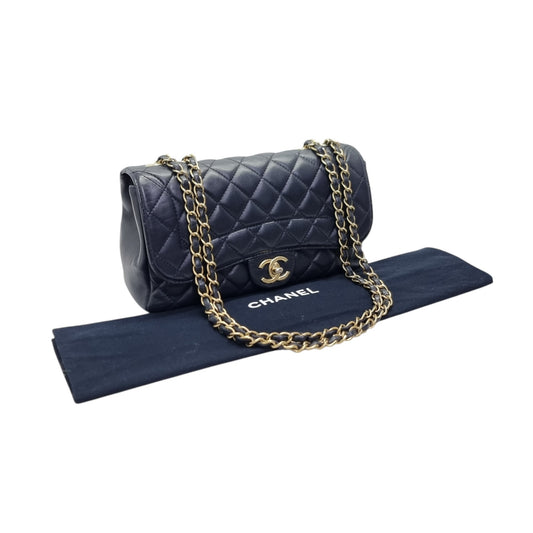 Chanel Mademoiselle Chic Medium Flap Bag Lambskin Ghw (Black)