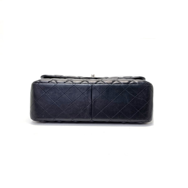 Chanel Classic Jumbo Double Flap Lambskin Shw (Black)