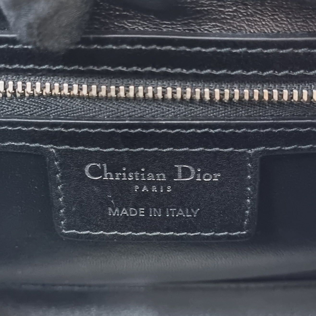 Christian Dior Lady Dior Medium Cannage Lambskin Patch Embellished Shw (Black)