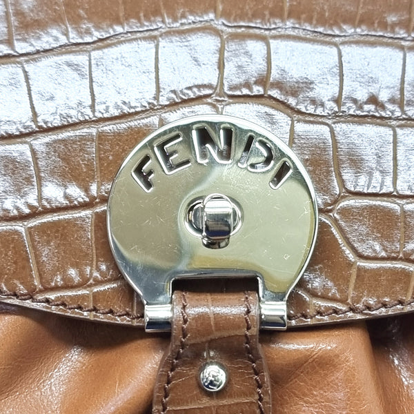 Fendi Borsa Magic Croc Embossed Leather Top Handle Bag Ghw (Brown)