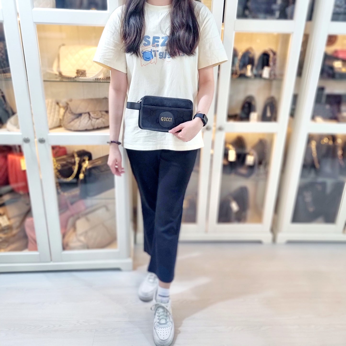 Gucci GG Off The Grid Nylon Clutch Shw (Black)