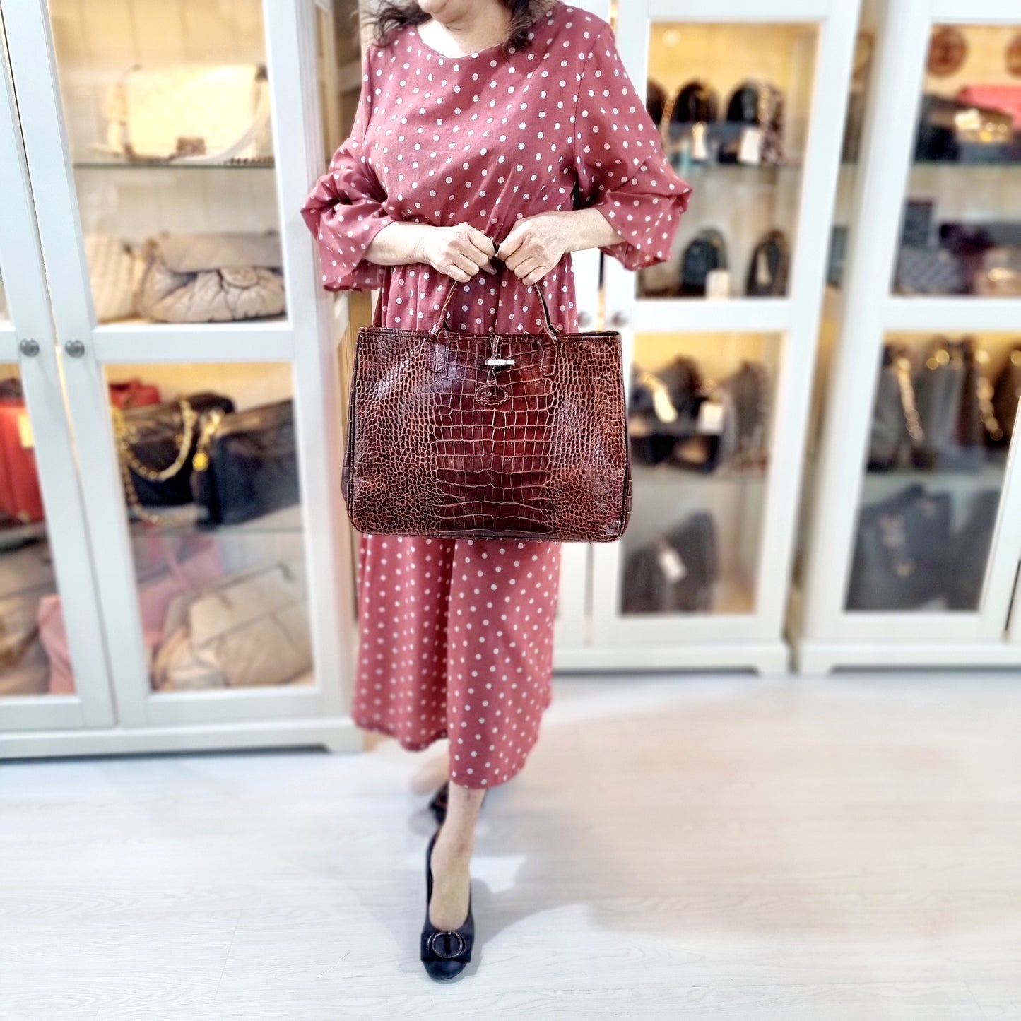 Longchamp Roseau Croc Embossed Leather Top Handle Bag Shw (Dark Brown)