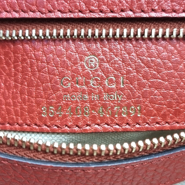 Gucci Swing Pebbled Leather Shoulder Bag Ghw (Red)