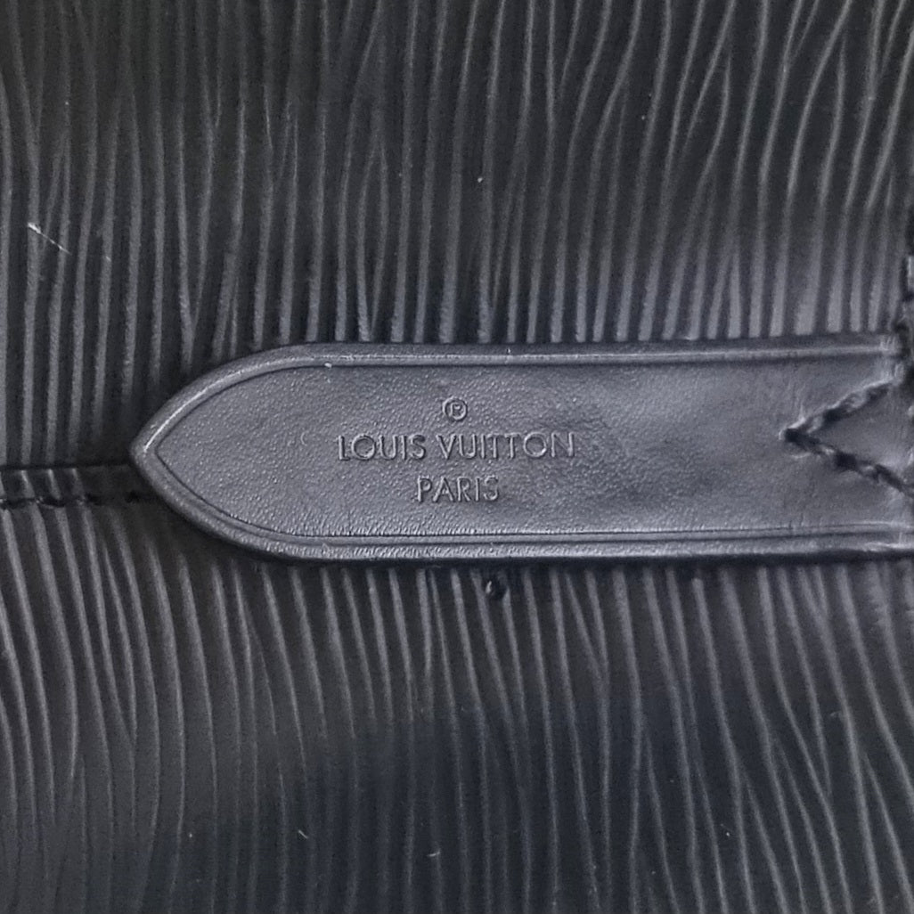 Louis Vuitton Neo Noe MM Epi Shw (Black)