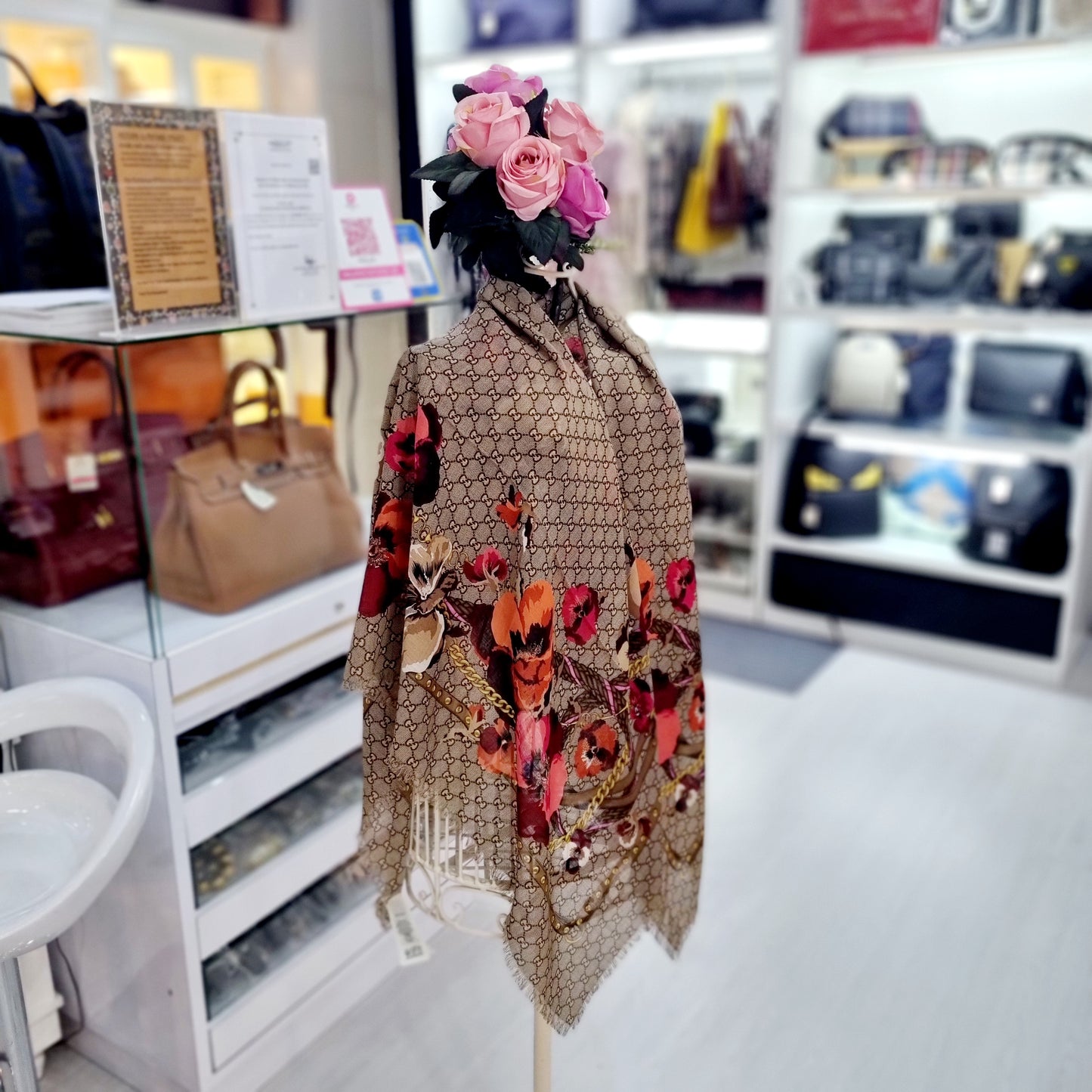 Gucci Shawl GG Monogram With Floral Print(Beige/Red)