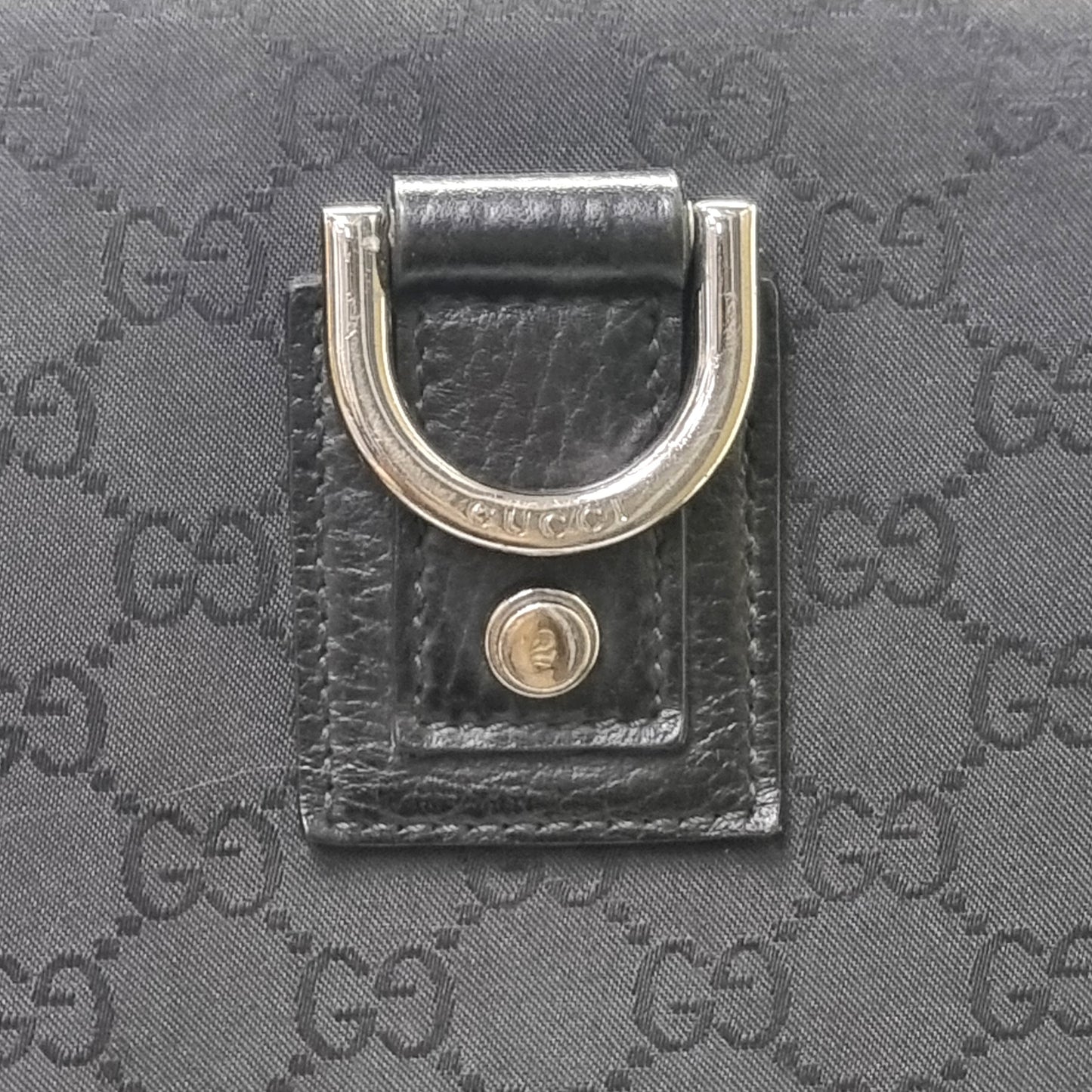 Gucci GG Abbey D-Ring Canvas Crossbody Shw (Black)