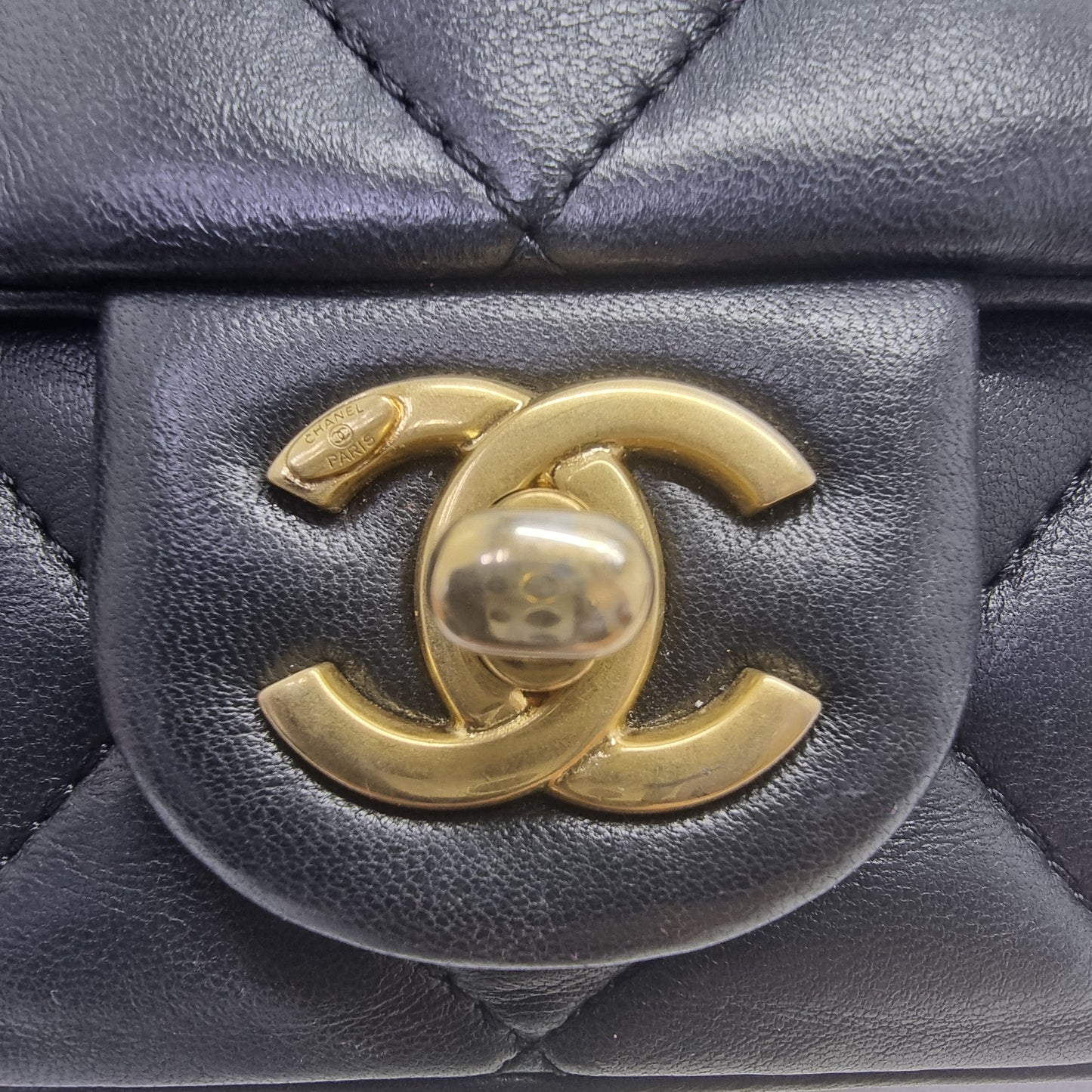 Chanel 22B Small Flap Bag with Heart Charms Lambskin Aged Gold Hw (Black)
