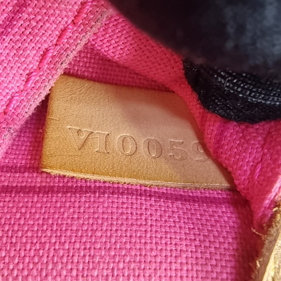 Louis Vuitton Neverful MM Ltd Edition Stephen Sprouse Roses