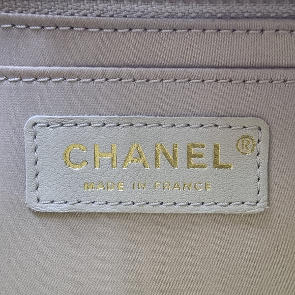 Chanel Golden Class  Flap Bag Leather Ghw (Red)