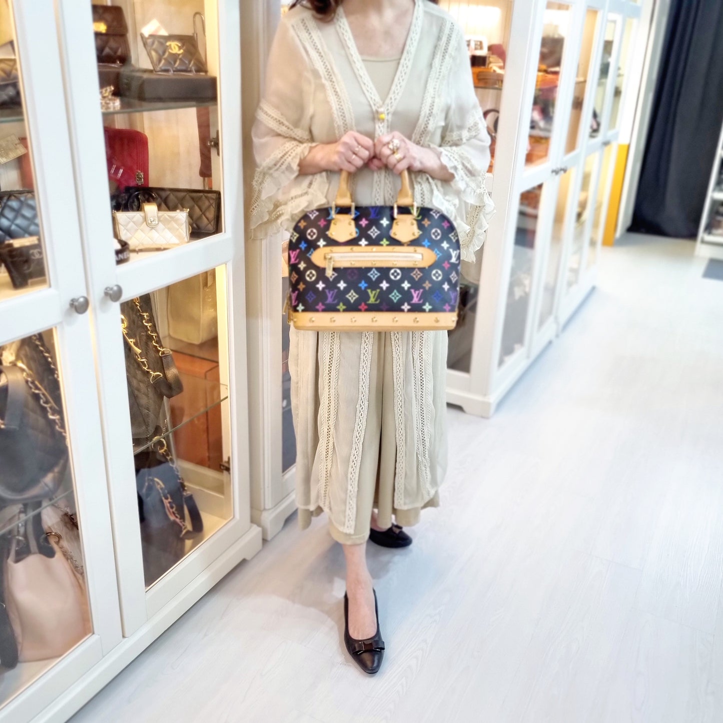 Louis vuitton Alma Pm Monogram Multicolour Black Ghw