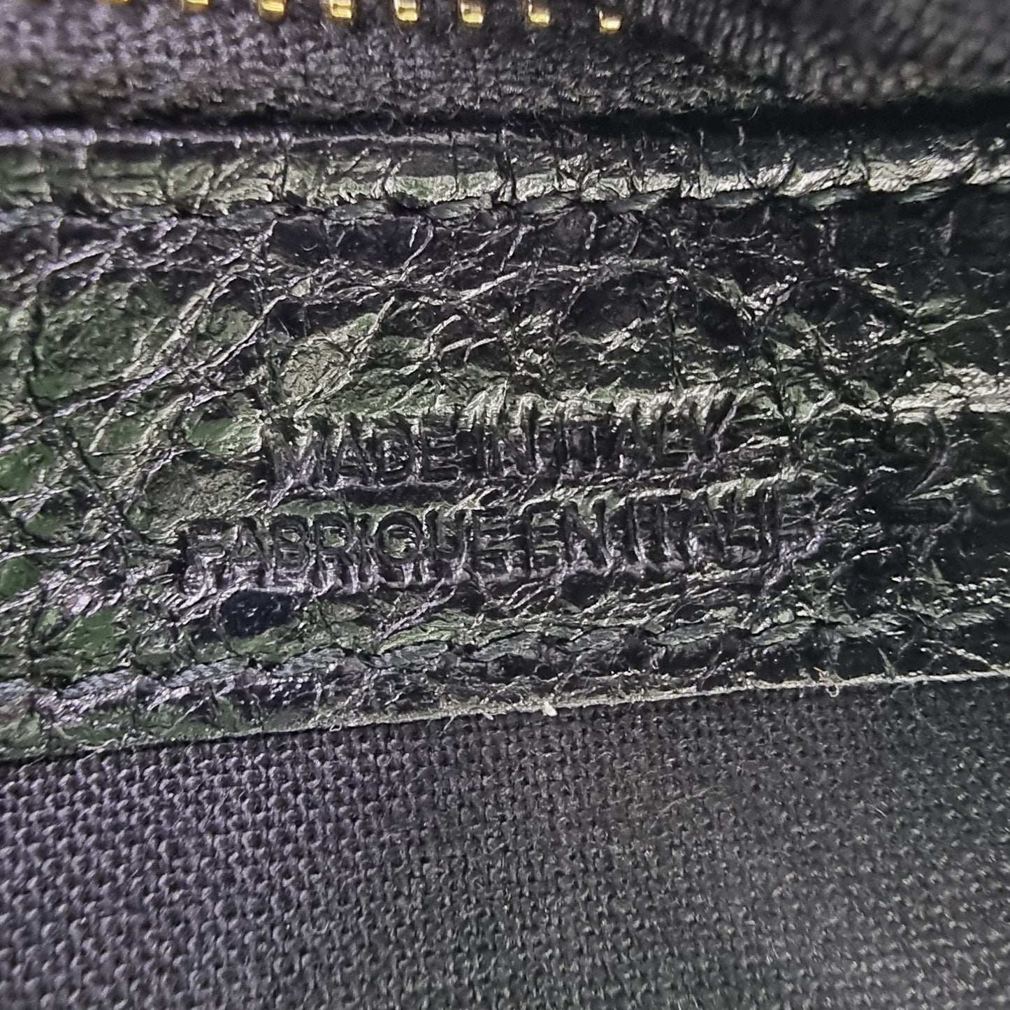 Balenciaga Giant Leather Wallet Ghw (Black)