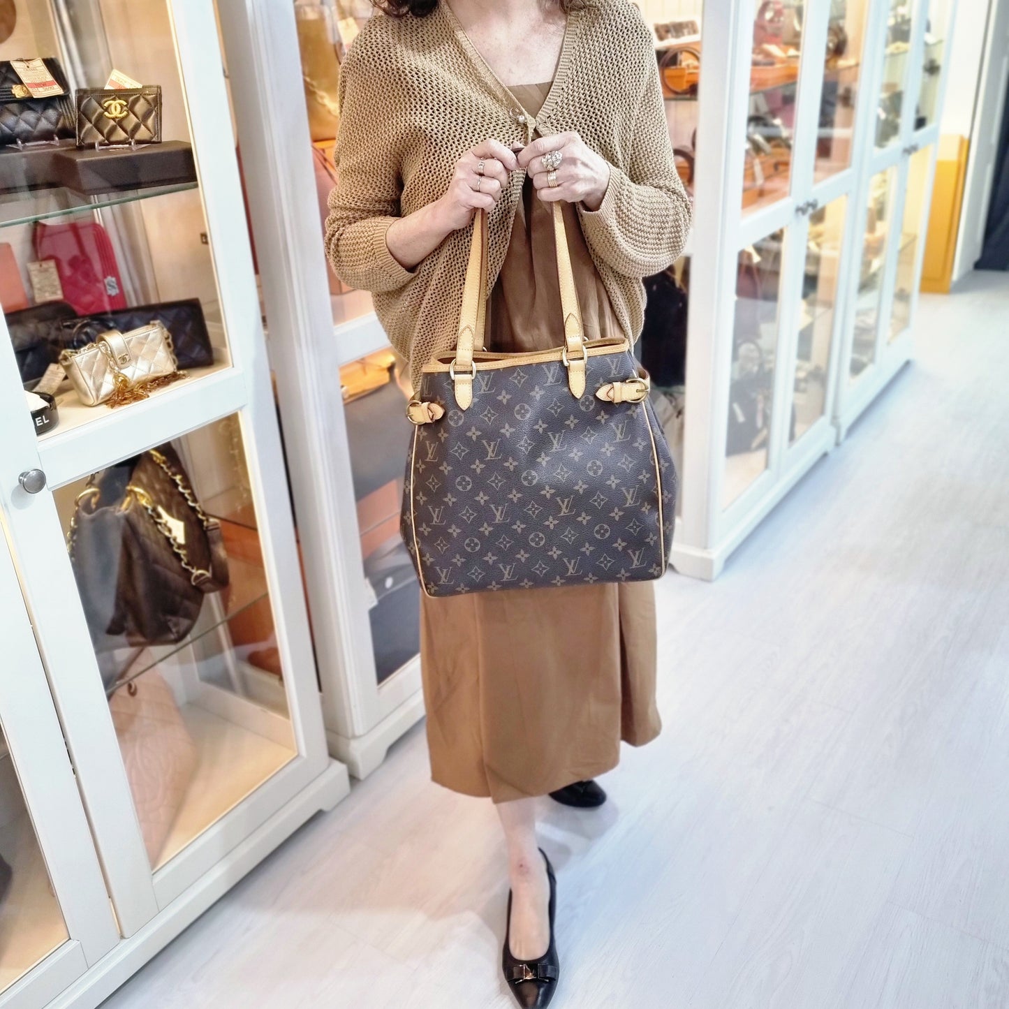 Louis Vuitton Batignolles Vertical Monogram