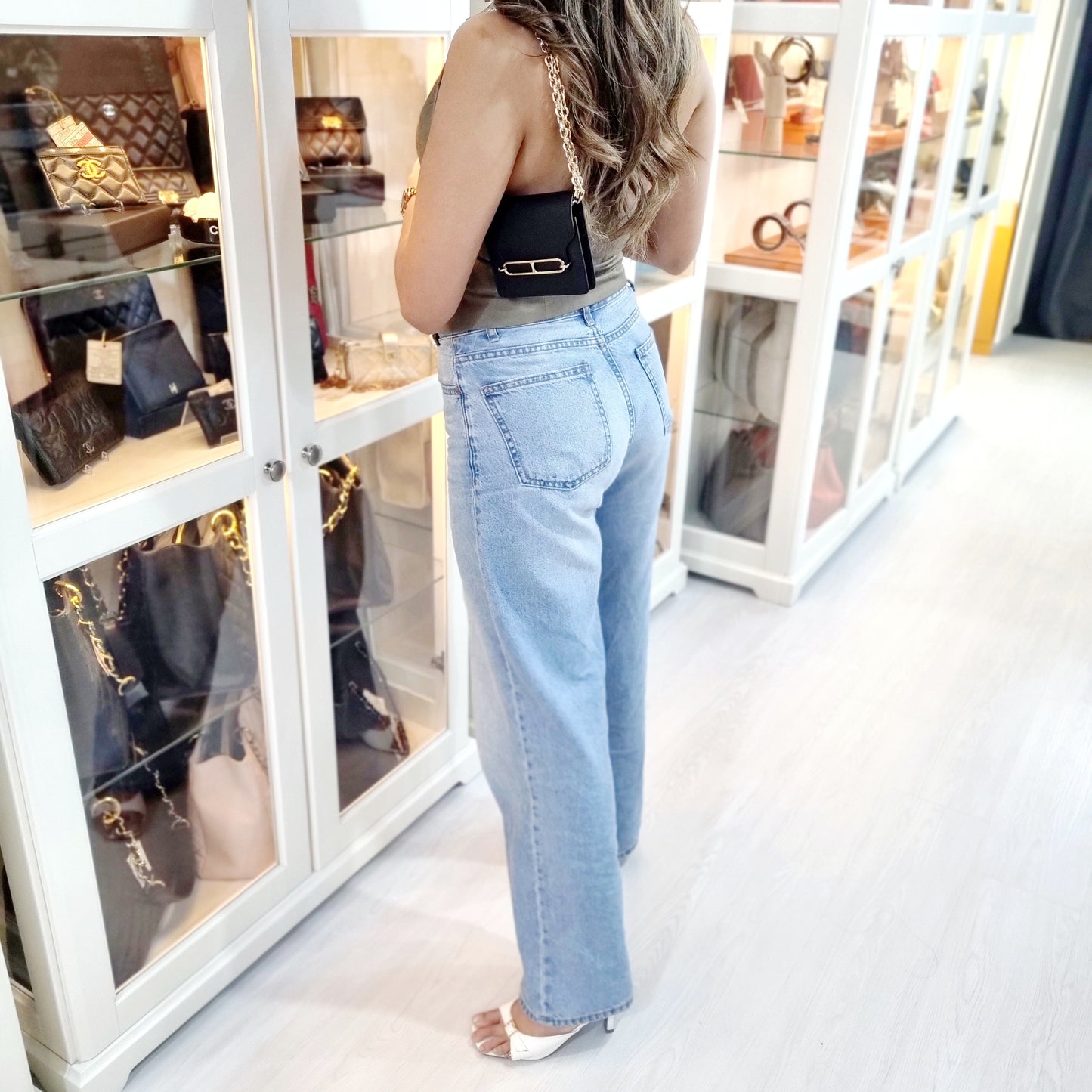 Hermes Roulis Slim Wallet Mysore Goatskin Permabrass Plated Hardware (Black)