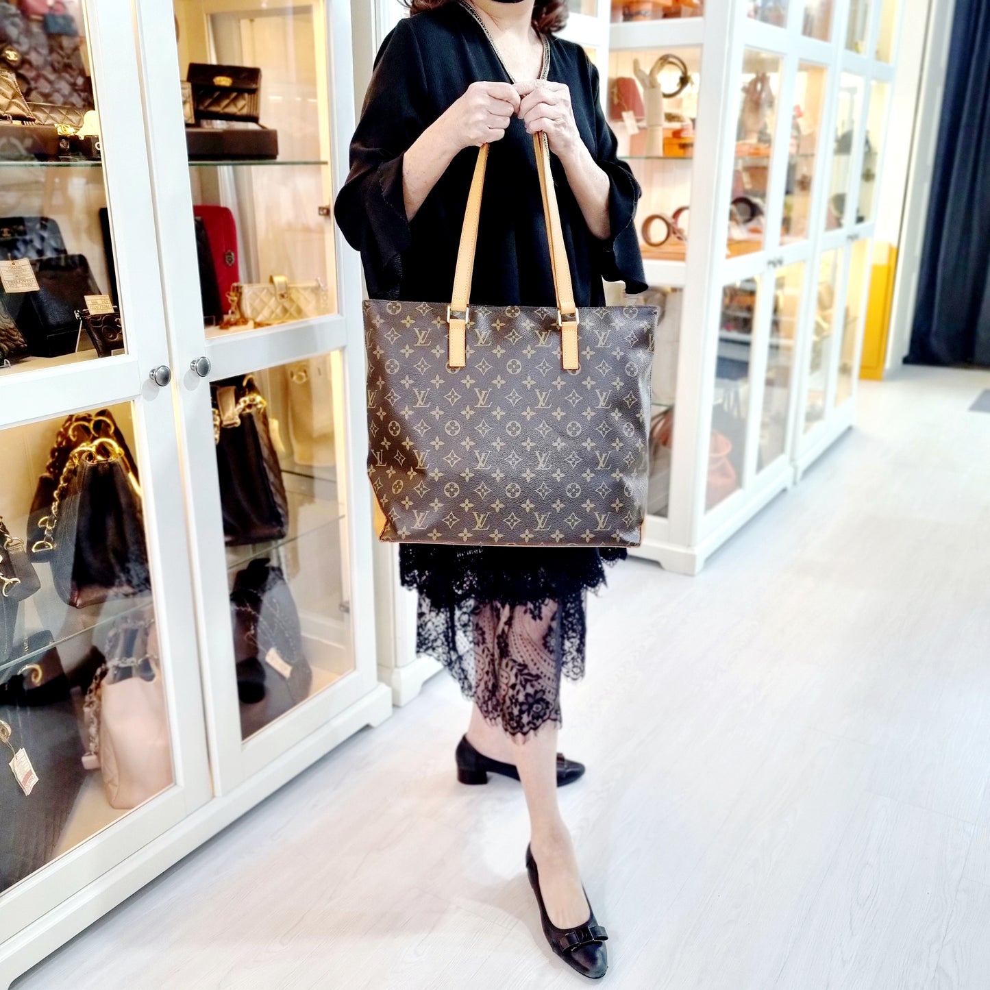 Louis Vuitton Cabas Mezzo Monogram Ghw