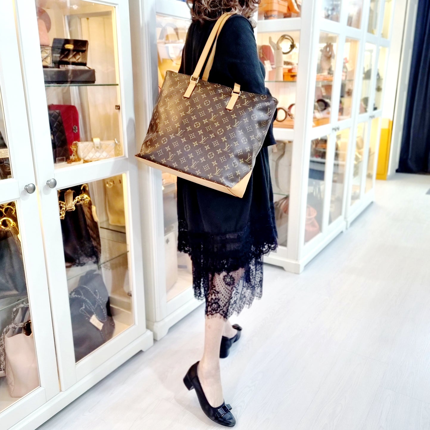 Louis Vuitton Cabas Mezzo Monogram Ghw