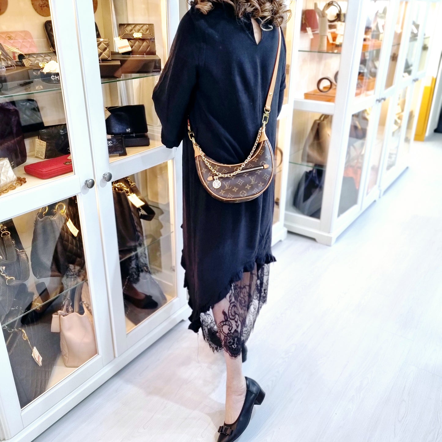 Louis Vuitton Loop Bag Monogram Ghw