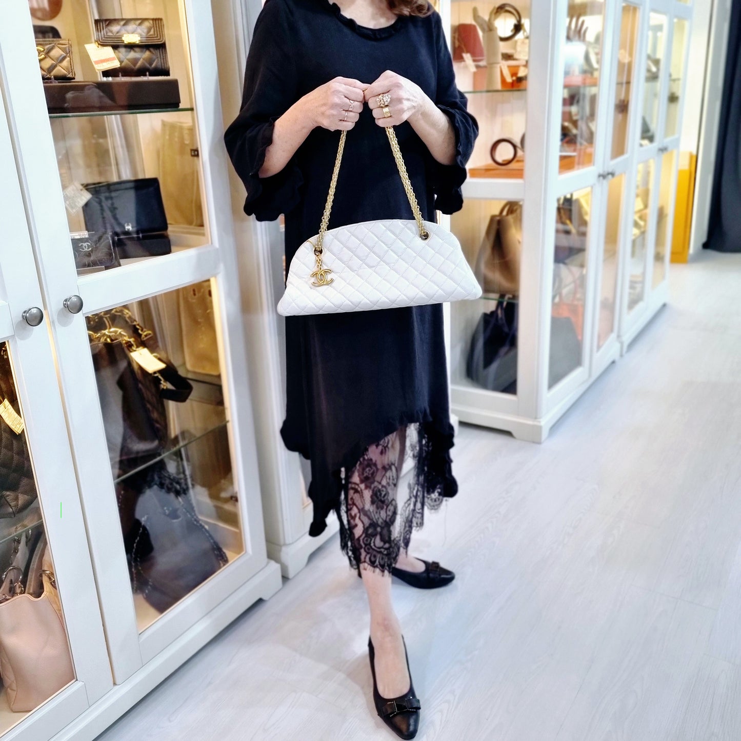 Chanel Mademoiselle Medium Bowling Calf Leather Bag Ghw (White)