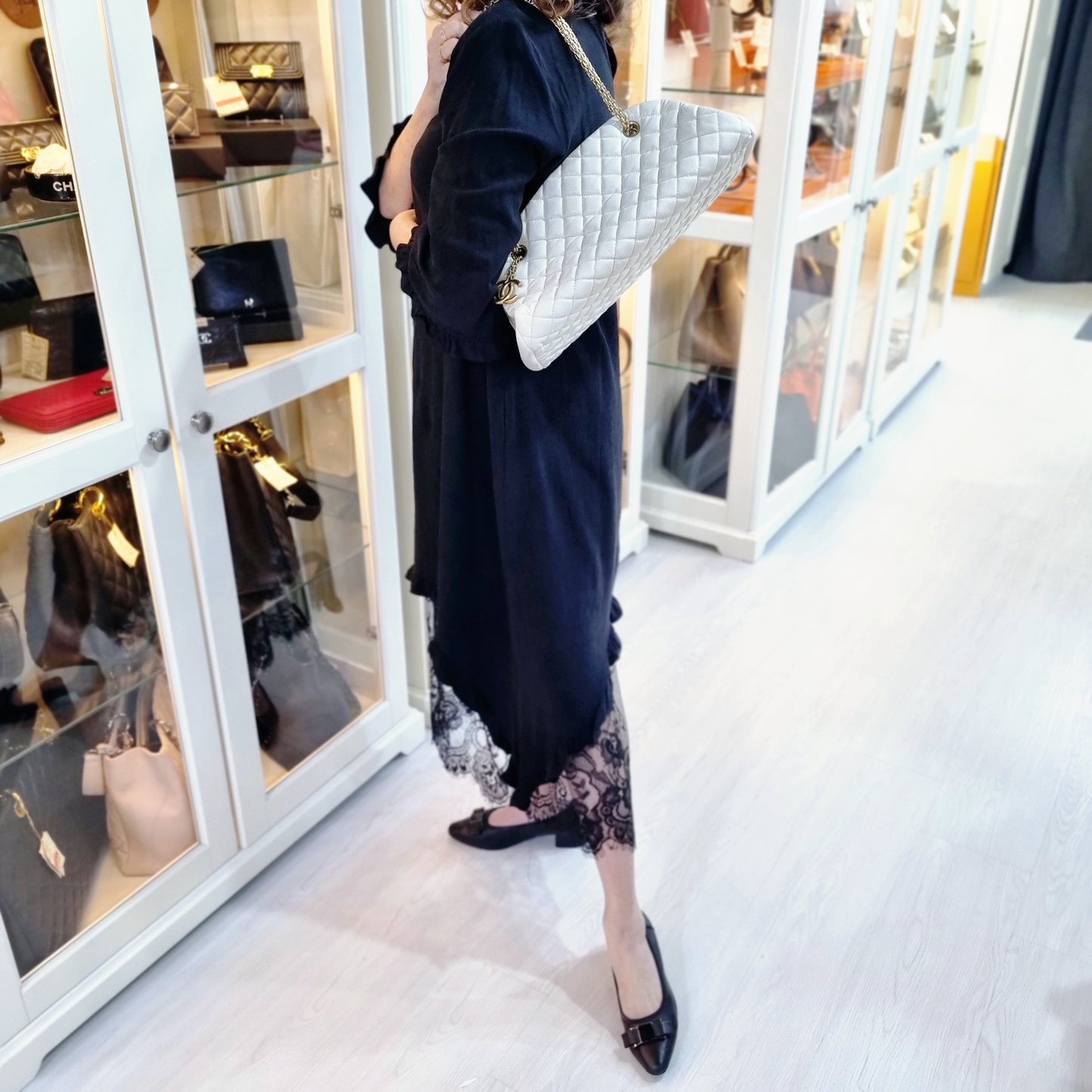 Chanel Mademoiselle Medium Bowling Calf Leather Bag Ghw (White)