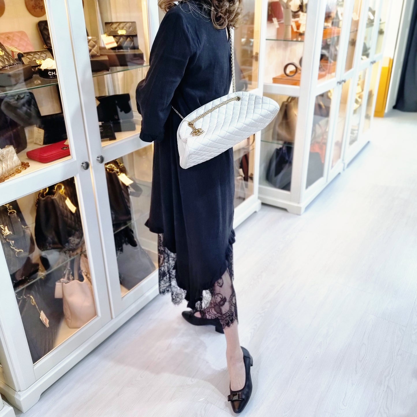 Chanel Mademoiselle Medium Bowling Calf Leather Bag Ghw (White)