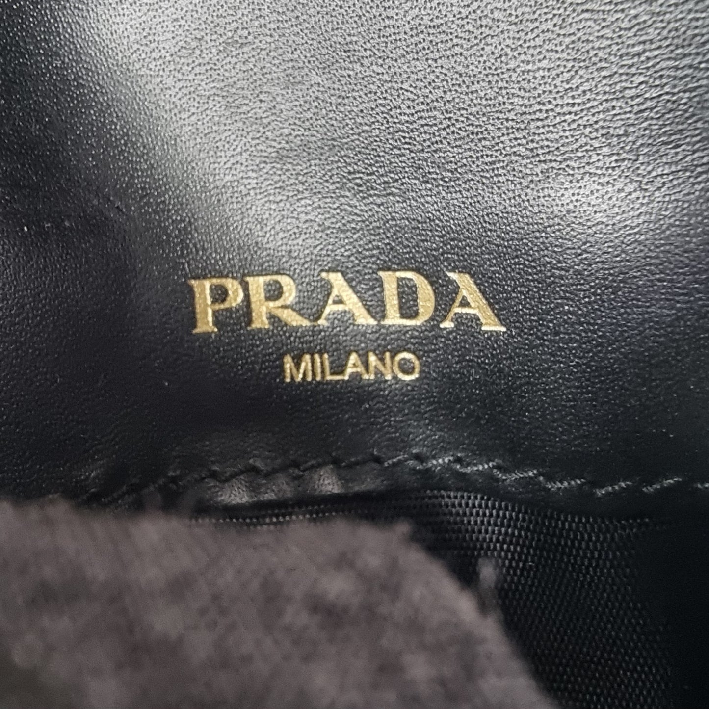 Prada 1PG222 Vitello Move Key Holder Ghw (Black)