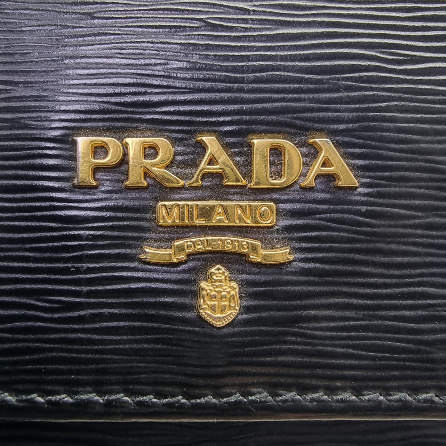 Prada 1PG222 Vitello Move Key Holder Ghw (Black)