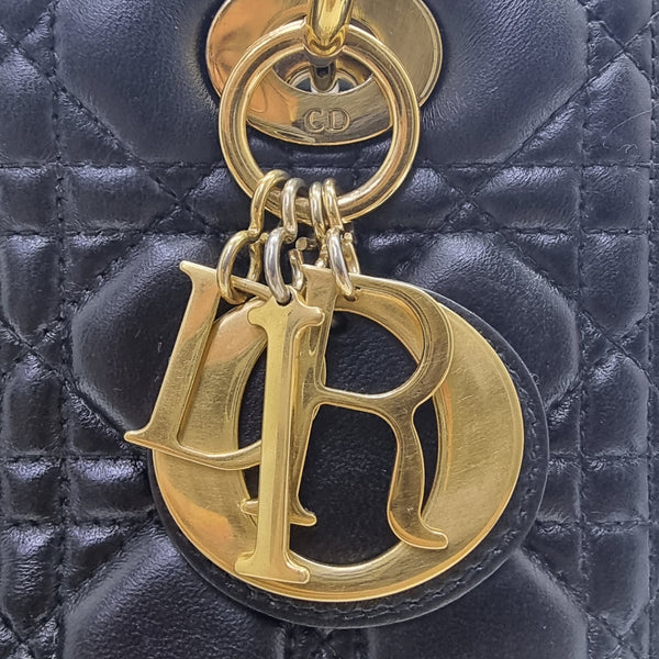 Christian Dior Lady Dior Medium Cannage Lambskin Ghw (Black)
