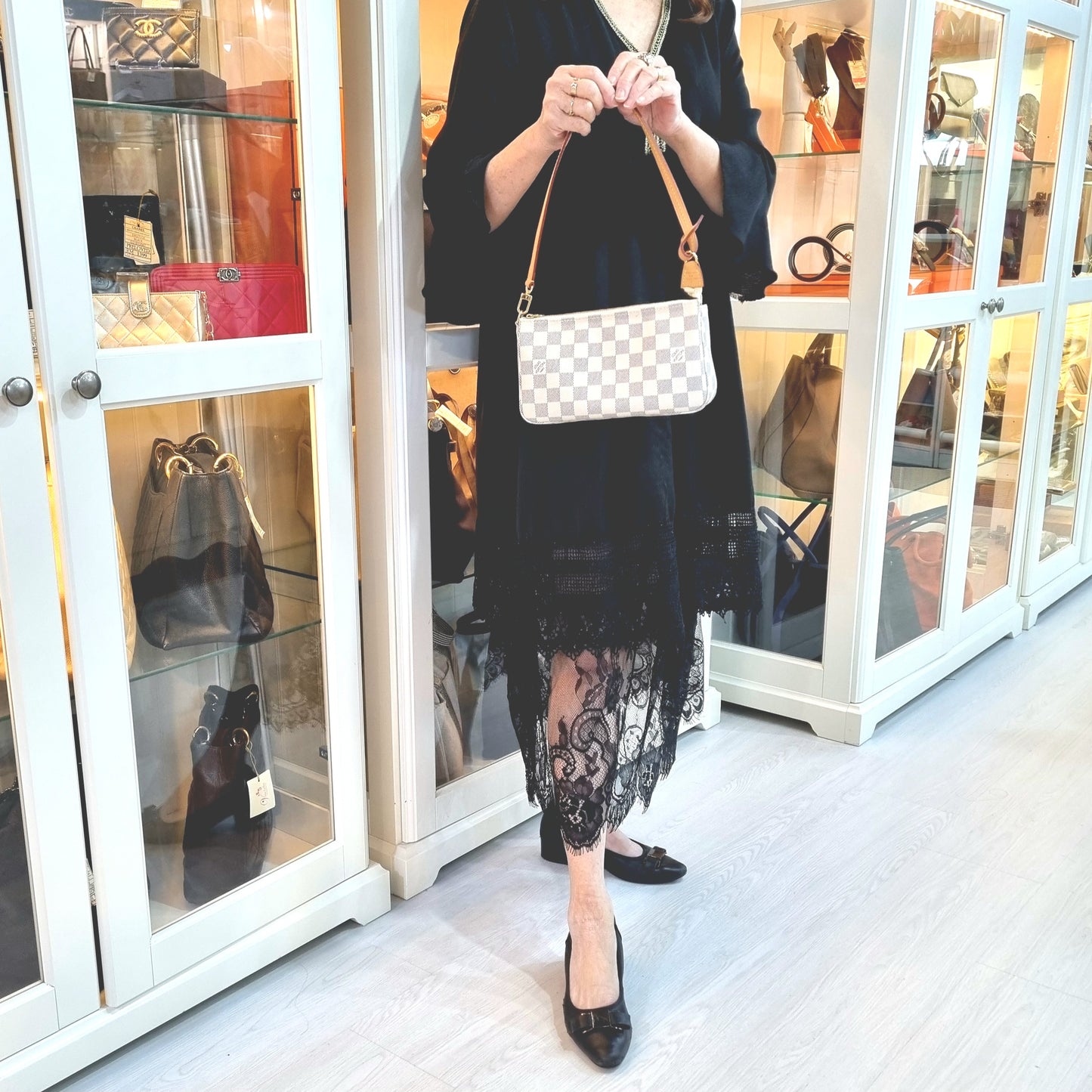 Louis Vuitton Pochette Accessories Ghw (Damier Azur)