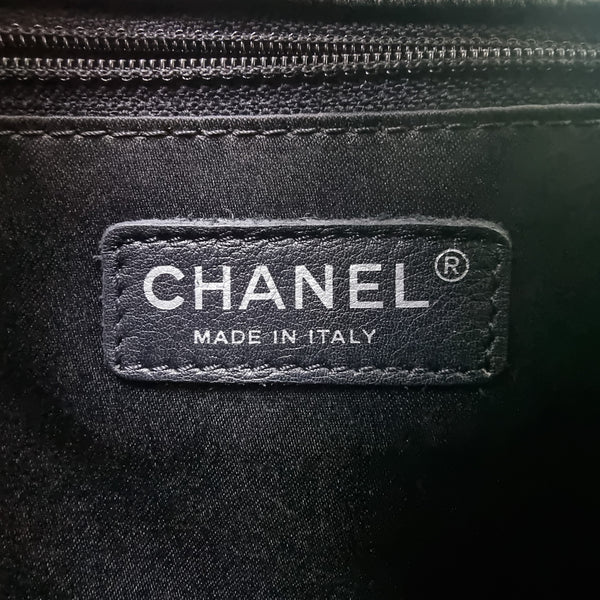 Chanel GST Caviar Ghw (Black)