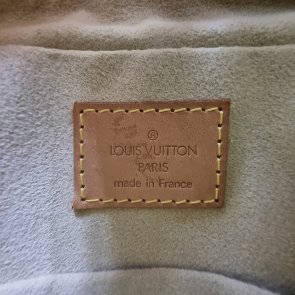 Louis Vuitton Manhattan PM Monogram Ghw