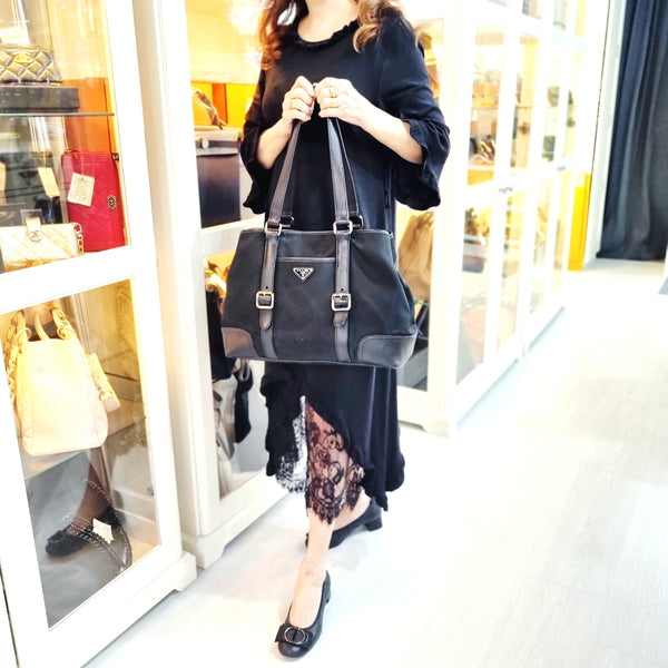 Prada BR3049 Nylon Shoulder Bag Ghw (Black)