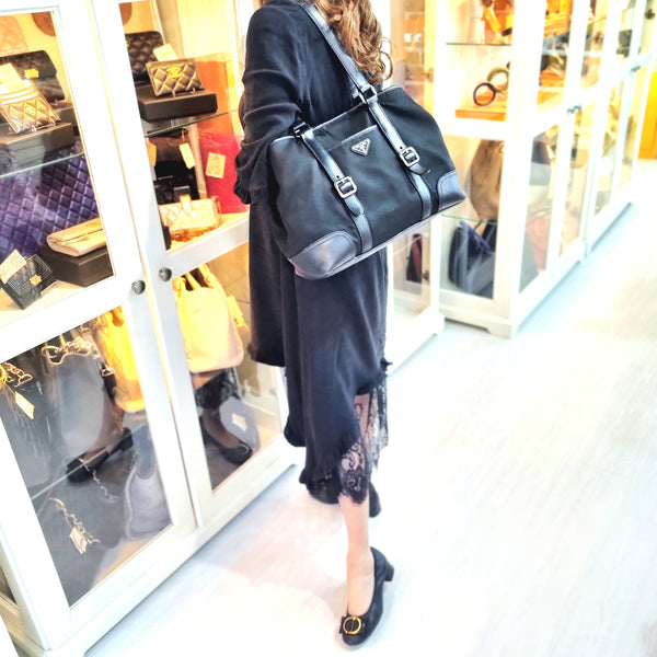 Prada BR3049 Nylon Shoulder Bag Ghw (Black)