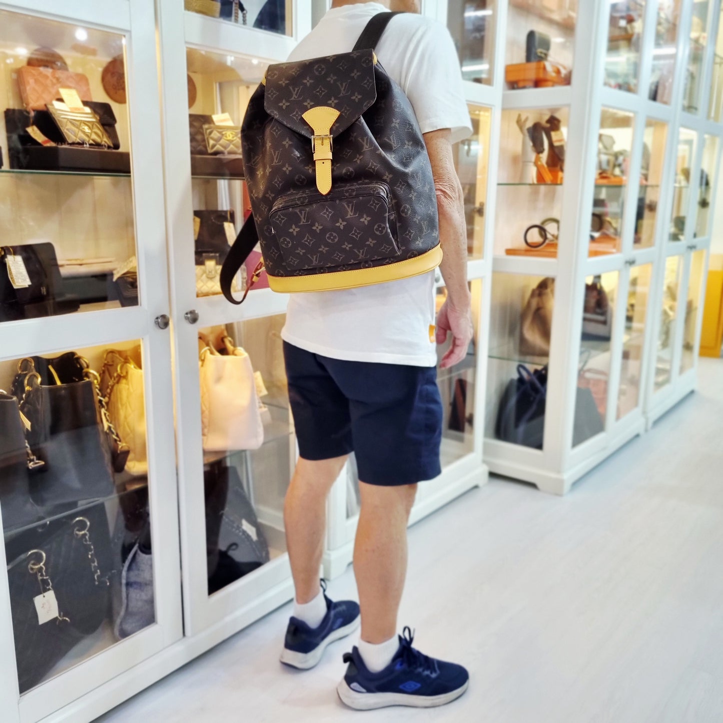 Louis Vuitton Montsouris Backpack GM Monogram Ghw