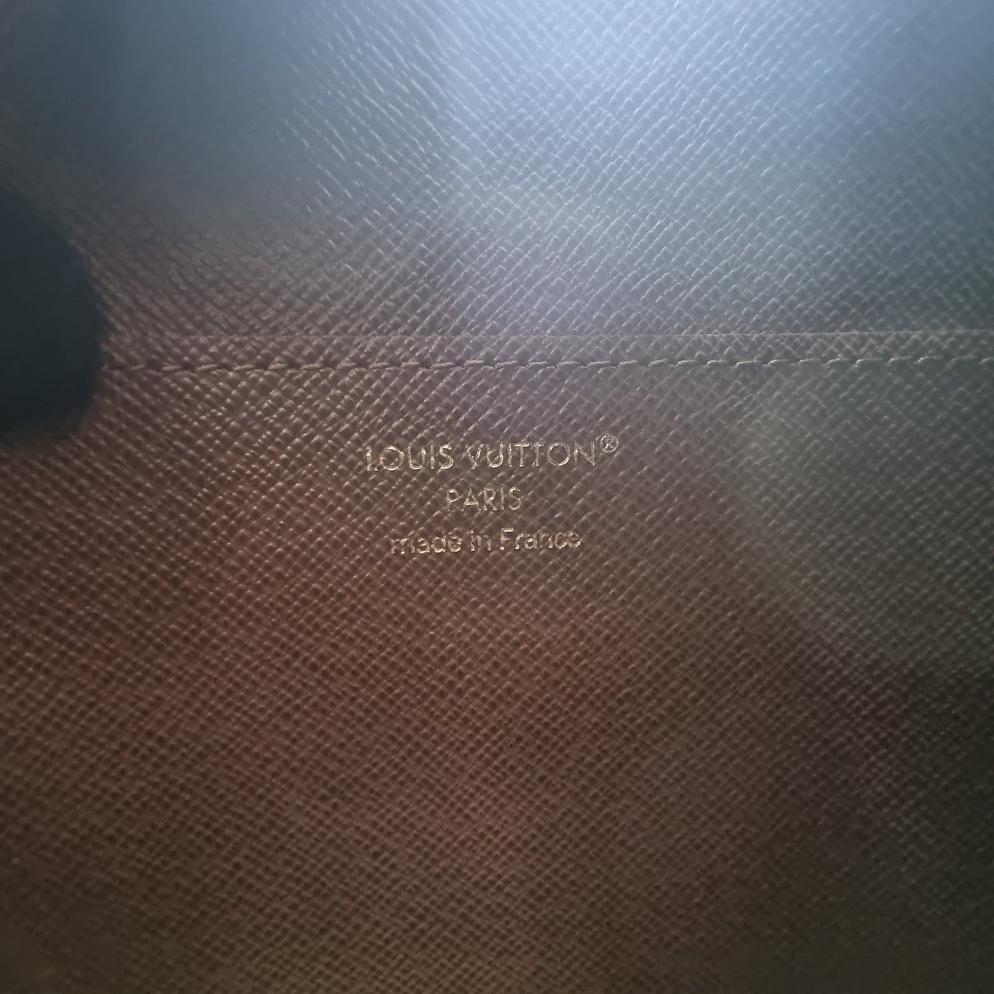 Louis Vuitton Pochette Cles L Monogram Ghw