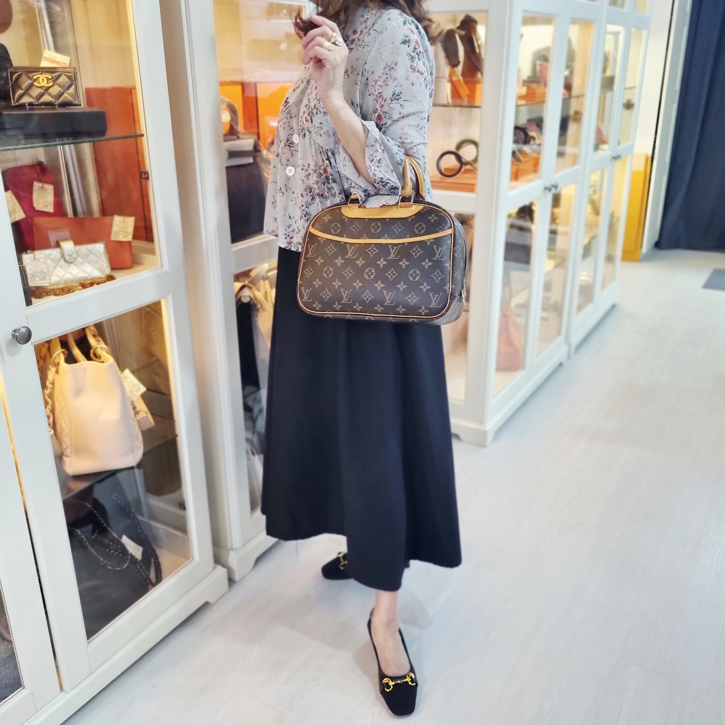 Louis Vuitton Trouville Monogram Ghw