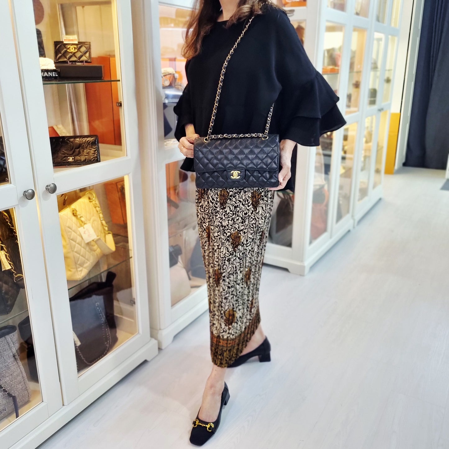 Chanel Classic Medium Double Flap Caviar Black Ghw