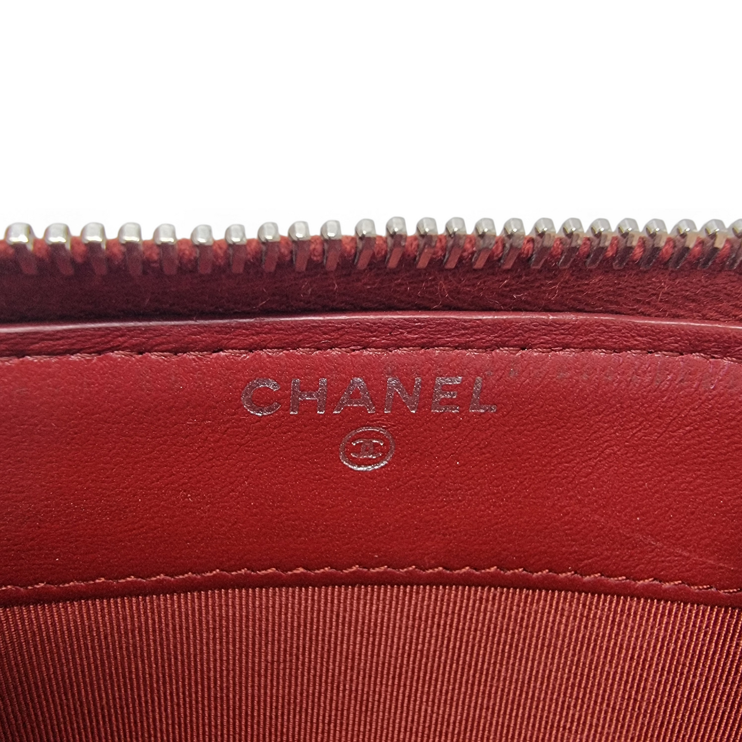 Chanel Zippy Wallet Caviar Shw (Red)