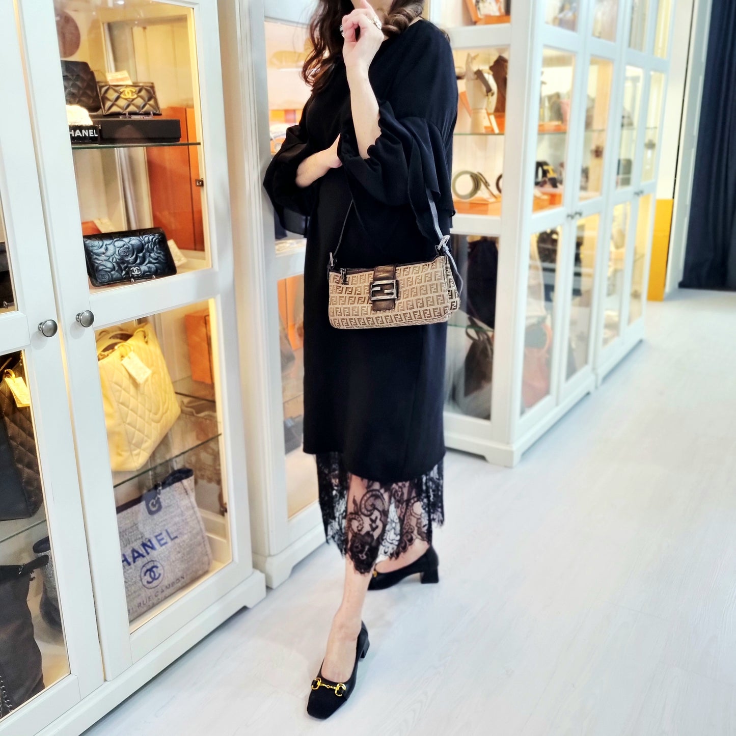 Fendi Vintage Zucchino Canvas Baguette Shw (Brown)