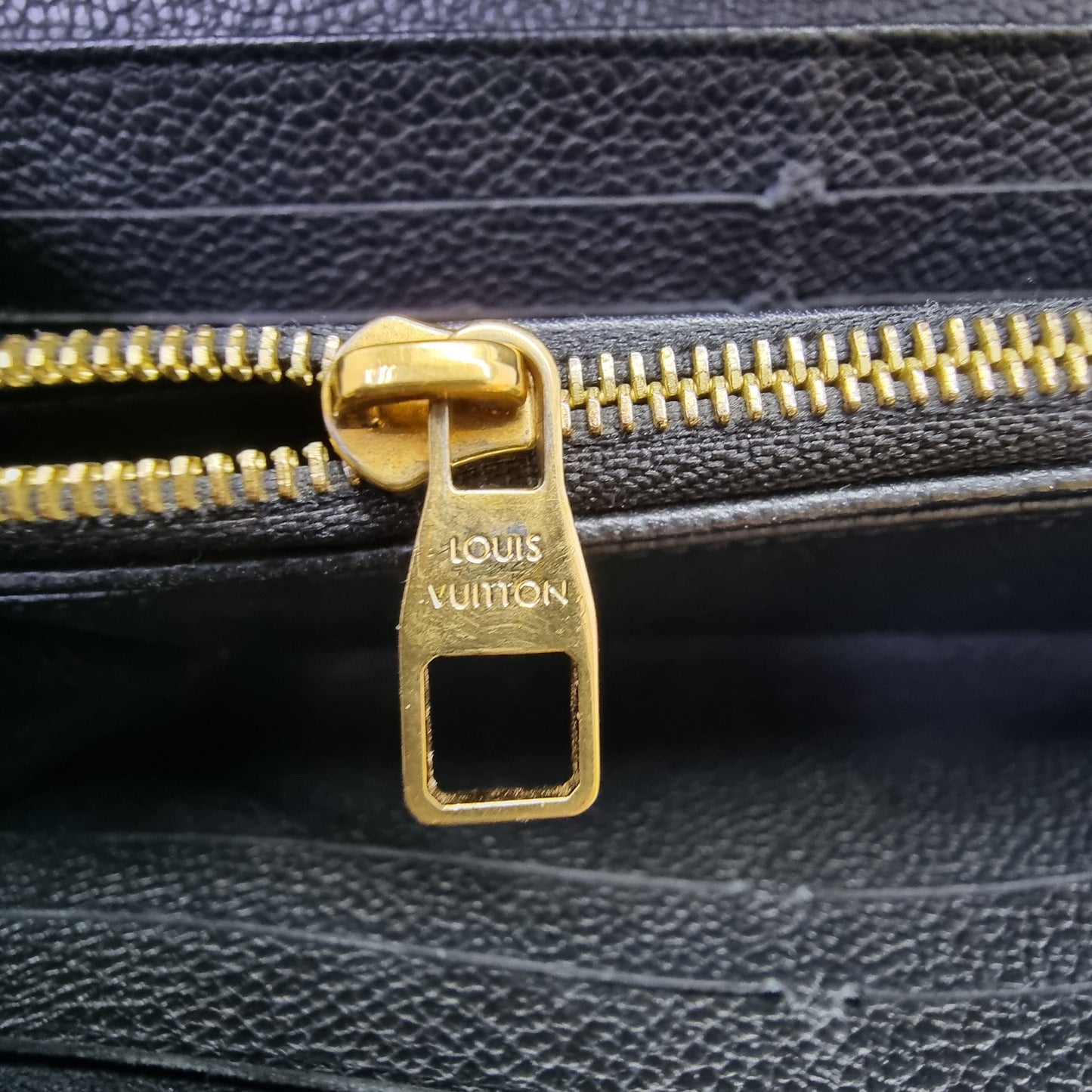 Louis Vuitton Sarah Wallet Monogram Empriente Black Ghw