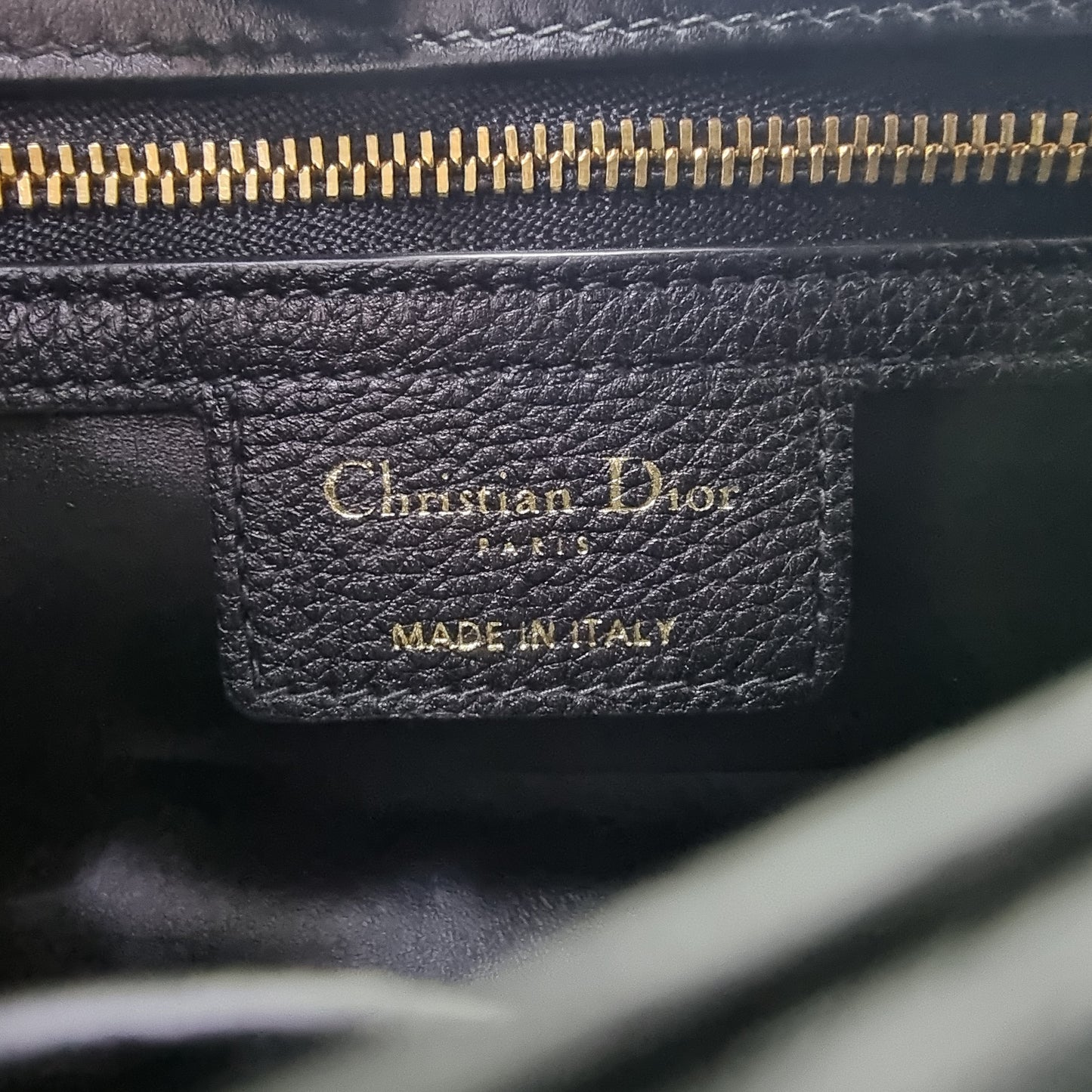 Christian Dior Caro Small Supple Cannage Calfskin Crossbody Ghw (Black)
