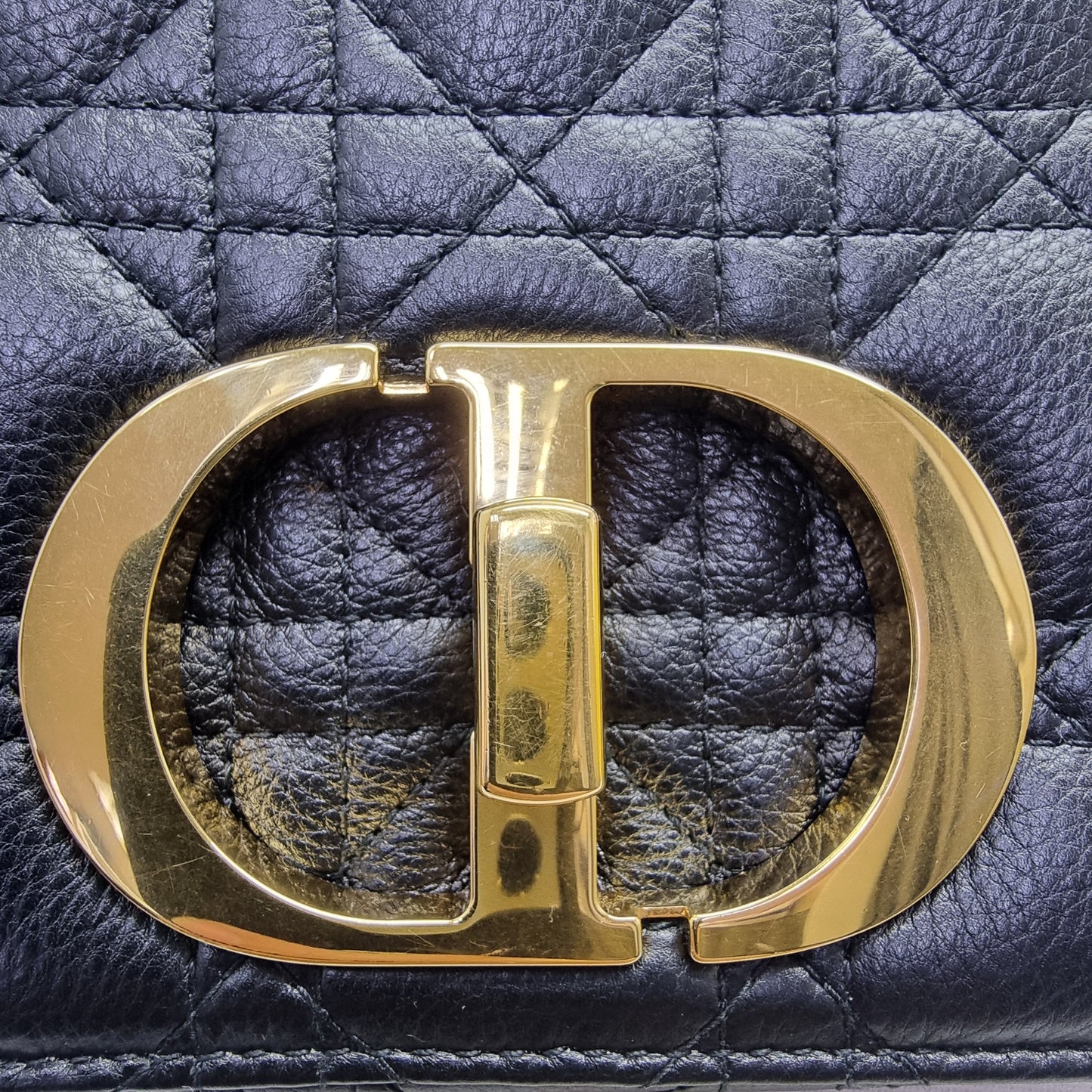 Christian Dior Caro Small Supple Cannage Calfskin Crossbody Ghw (Black)