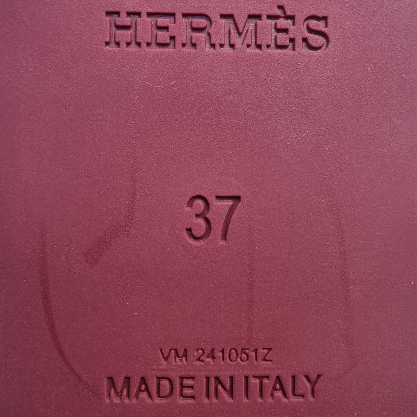 Hermes Island Sandal (Rouge H)